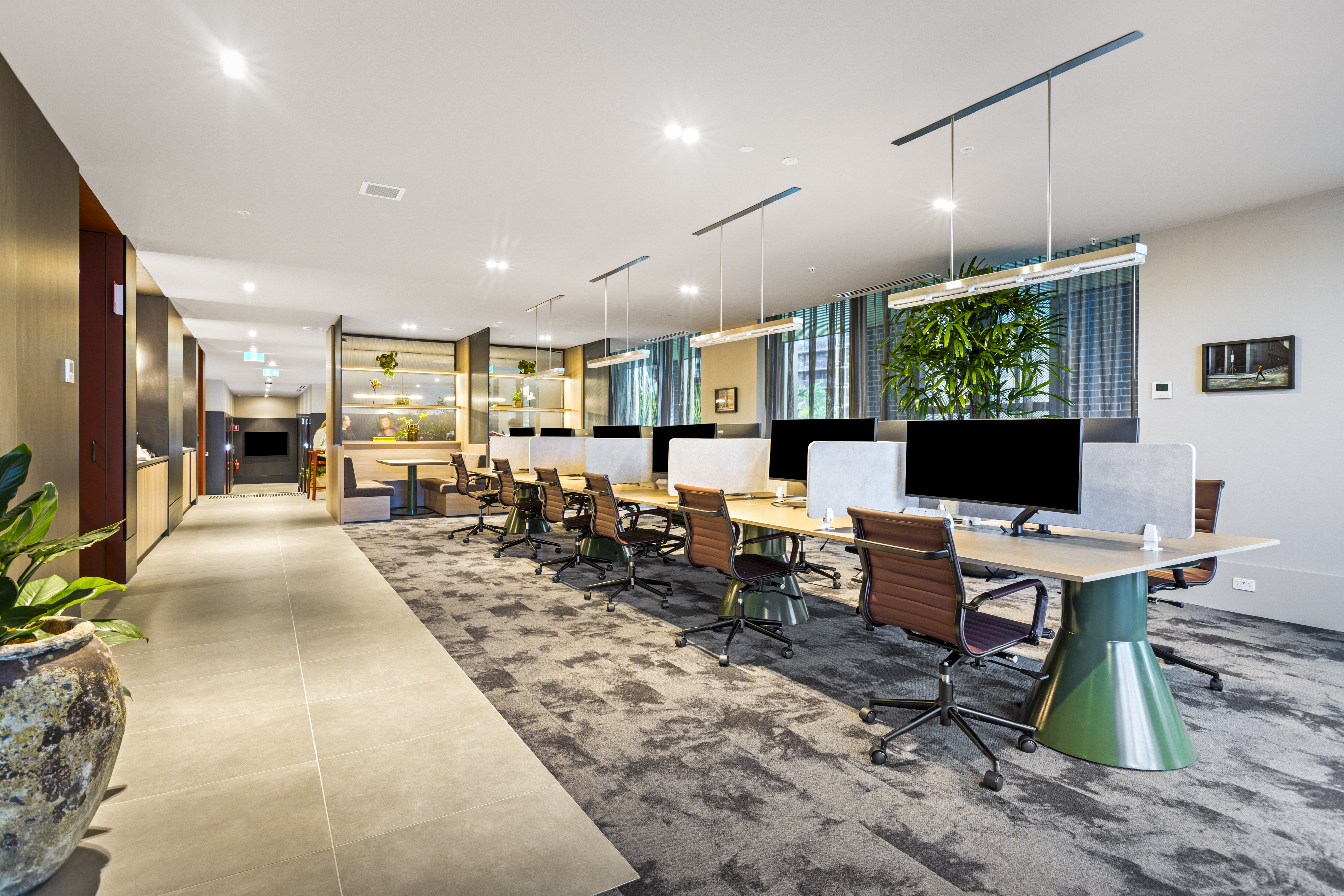 No.1 Queens Bridge resident co-working and shared amenity space